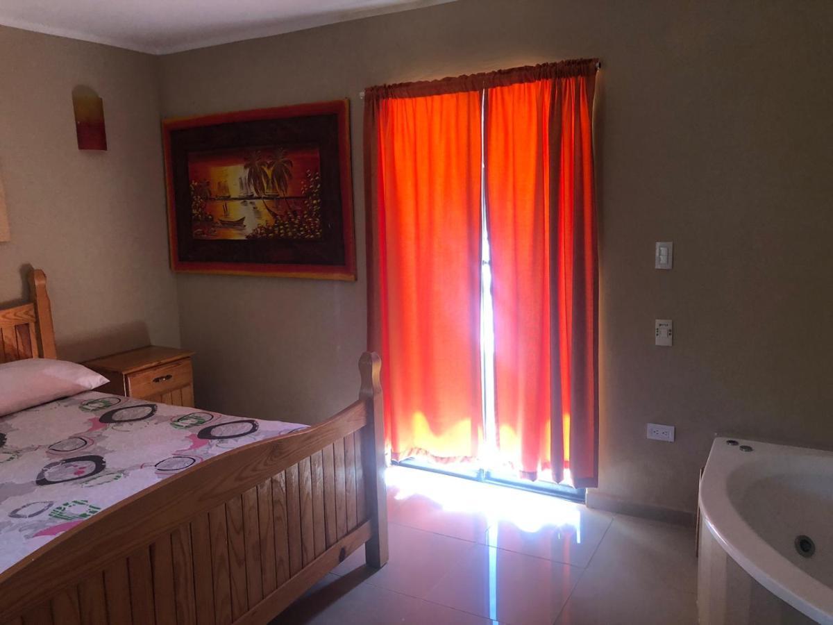 Hotel Cambri ナグア エクステリア 写真
