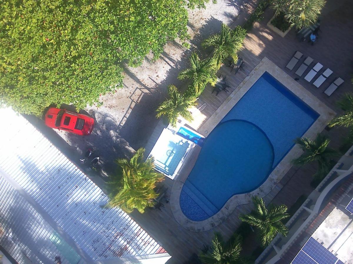 Hotel Cambri ナグア エクステリア 写真